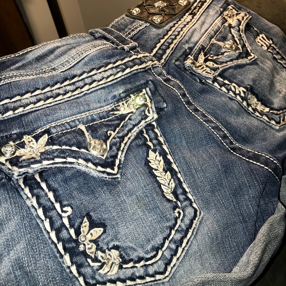 Miss Me Shorts - Picture 7 of 7
